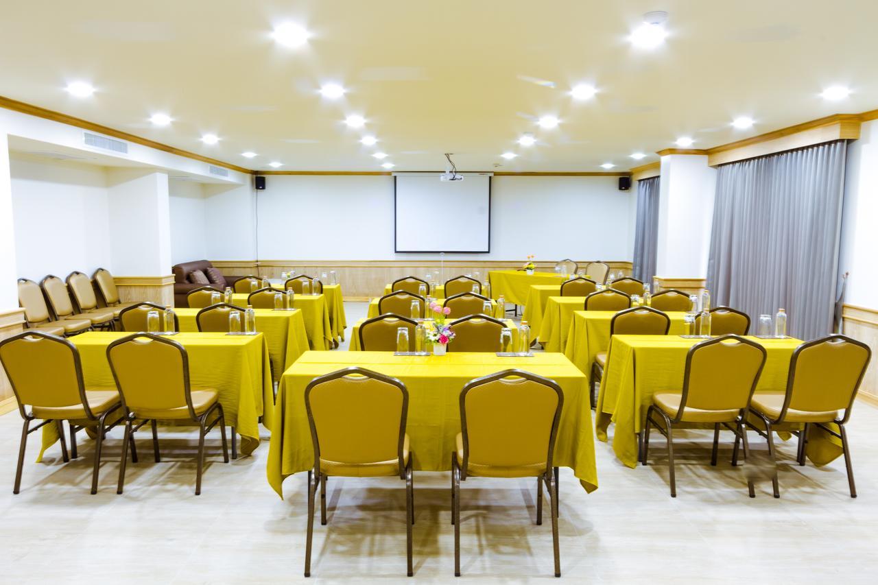 Airport Beach Hotel Phuket - Sha Extra Plus Nai Yang Beach المظهر الخارجي الصورة